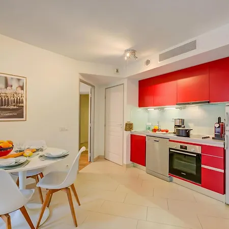 Au Vieux Port Center - Happy Apartment Cannes